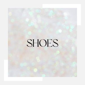 Shoes from here down 👇🏼